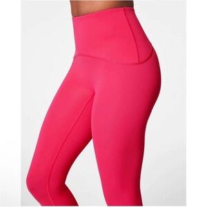 New! SPANX SPANXshape™ Booty Boost®7/8 Leggings in Tulip Pink Size S